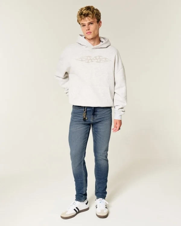 Athletische Skinny-Jeans in mittlerer Waschung Athletische Skinny-Jeans in mittlerer Waschung