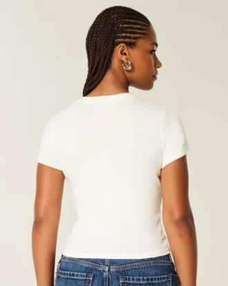 Baby-T-Shirt mit Schmetterlingsmotiv