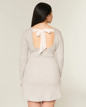 Babydoll-Strickminikleid mit Bindeband