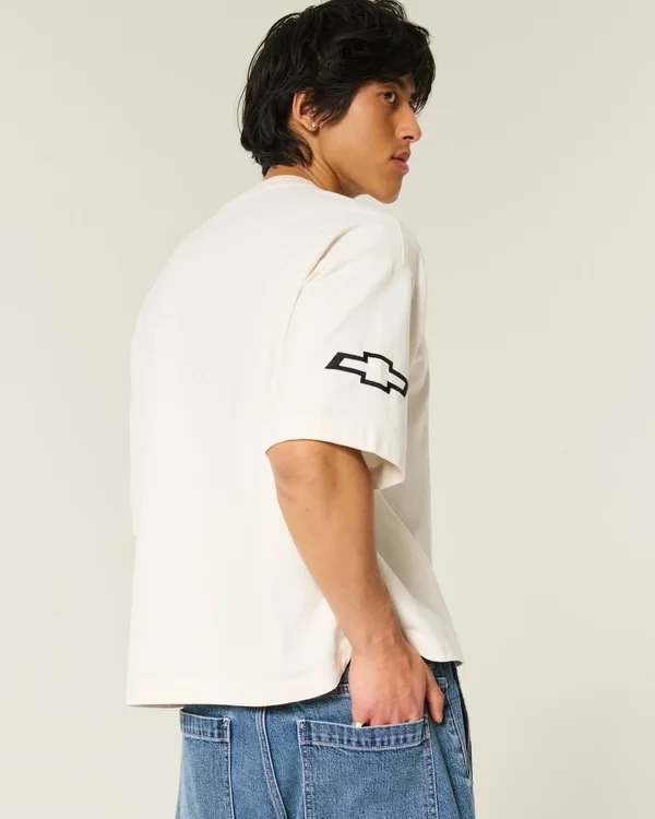 Baggy Heavyweight Crop Chevrolet Graphic Tee Baggy Heavyweight Crop Chevrolet Graphic Tee