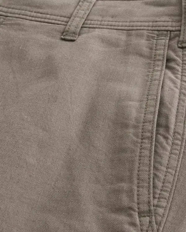 Baggy-Hose aus Leinenmischgewebe mit elastischem Bund Baggy-Hose aus Leinenmischgewebe mit elastischem Bund