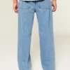 Baggy-Jeans mit Stickerei in mittlerer Waschung Baggy-Jeans mit Stickerei in mittlerer Waschung