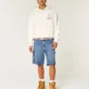 Baggy-Jeansshorts in mittlerer Waschung