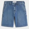 Baggy-Jeansshorts in mittlerer Waschung
