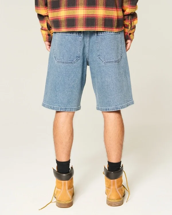 Baggy-Jeansshorts mit gesticktem Logo Baggy-Jeansshorts mit gesticktem Logo