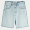 Baggy-Jeansshorts mit Kettenstickerei
