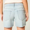 Baggy-Jeansshorts mit niedriger Leibhöhe und heller Waschung, 5″ Baggy-Jeansshorts mit niedriger Leibhöhe und heller Waschung, 5″