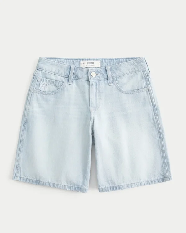 Baggy-Jort mit niedriger Leibhöhe, heller Waschung und Schleifenverzierung Baggy-Jort mit niedriger Leibhöhe, heller Waschung und Schleifenverzierung