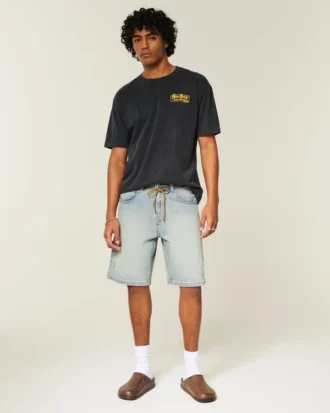 Baggy-Shorts aus Denim mit Sternstickerei Baggy-Shorts aus Denim mit Sternstickerei