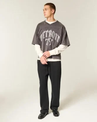 Baggy-Sweathose mit Spinnenstickerei