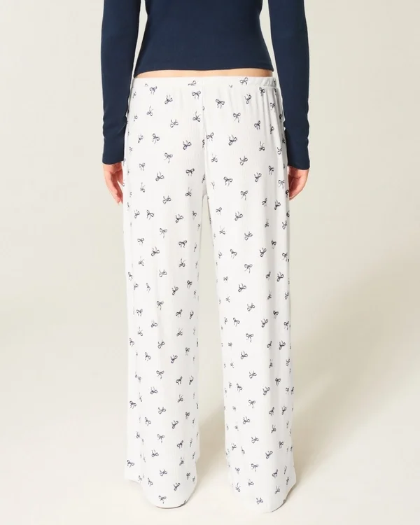 Bequeme gerippte Hose mit weitem Bein Bequeme gerippte Hose mit weitem Bein