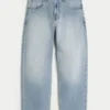Bestickte, hellblaue Skater-Baggy-Jeans Bestickte, hellblaue Skater-Baggy-Jeans