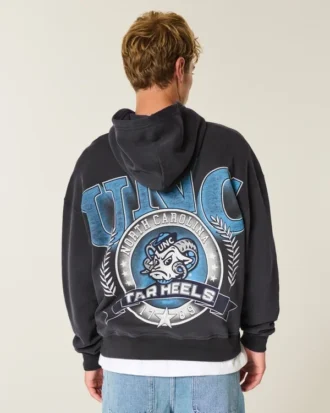 Boxy University of North Carolina Tar Heels Grafik-Hoodie