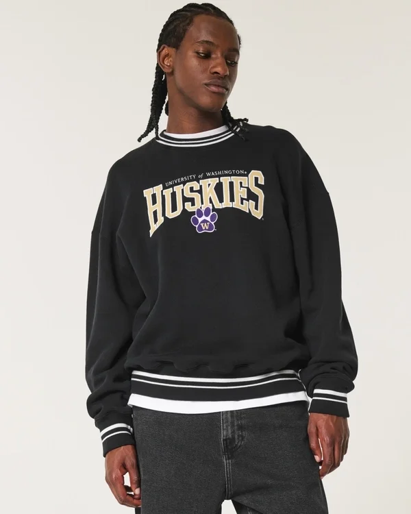 Boxy University of Washington Huskies Graphic Crew Sweatshirt Boxy University of Washington Huskies Graphic Crew Sweatshirt