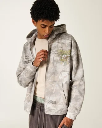 Boxy Zip-Up University of Oregon Ducks Graphic Camo Hoodie