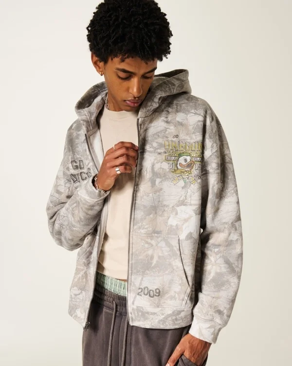 Boxy Zip-Up University of Oregon Ducks Graphic Camo Hoodie Boxy Zip-Up University of Oregon Ducks Graphic Camo Hoodie
