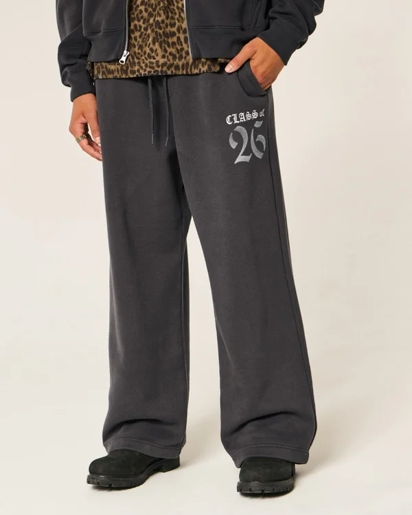 Class of 26 Graphic Super Baggy Sweatpants Class of 26 Graphic Super Baggy Sweatpants