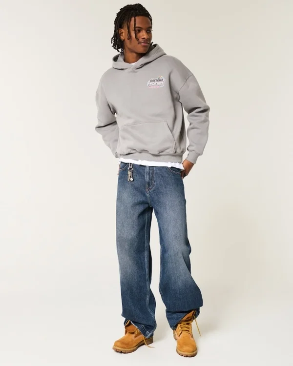 Dunkel gewaschene Jeans mit Logo-Stickerei Super Baggy Jeans Dunkel gewaschene Jeans mit Logo-Stickerei Super Baggy Jeans