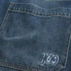 Dunkel gewaschene Jeans mit Logo-Stickerei Super Baggy Jeans Dunkel gewaschene Jeans mit Logo-Stickerei Super Baggy Jeans