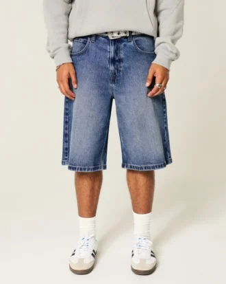 Dunkelblaue, superbaggy Jeansshorts