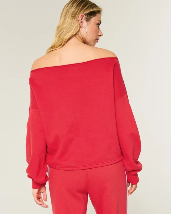 Easy Double Off-the-Shoulder Sweatshirt mit Grafik der University of Georgia Easy Double Off-the-Shoulder Sweatshirt mit Grafik der University of Georgia