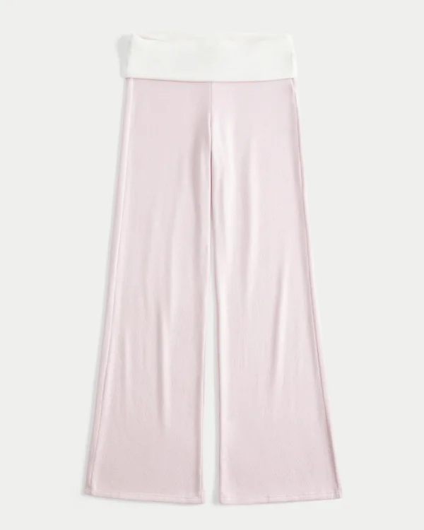 Faltbund-Strickhose mit ausgestelltem Bein Faltbund-Strickhose mit ausgestelltem Bein