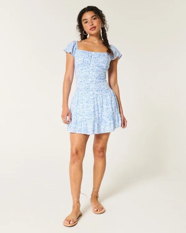 Flatterärmel-Skort-Kleid Flatterärmel-Skort-Kleid