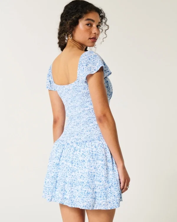 Flatterärmel-Skort-Kleid Flatterärmel-Skort-Kleid