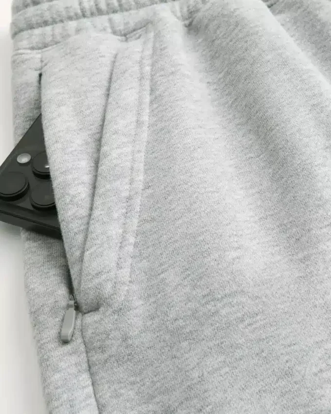 Fleece-Shorts über dem Knie Fleece-Shorts über dem Knie