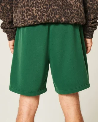Fleece-Shorts mit Grafik der University of Miami Hurricanes