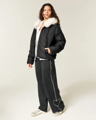 Gesteppte Pufferjacke mit Reißverschluss und Herz Gesteppte Pufferjacke mit Reißverschluss und Herz