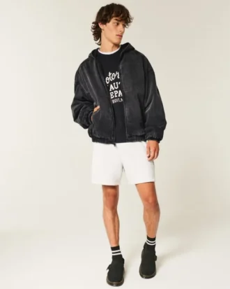 Gewaschene schwarze Denim-Skaterjacke Gewaschene schwarze Denim-Skaterjacke