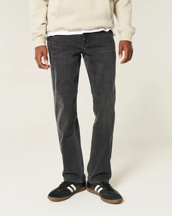 Gewaschene schwarze Straight-Jeans Gewaschene schwarze Straight-Jeans