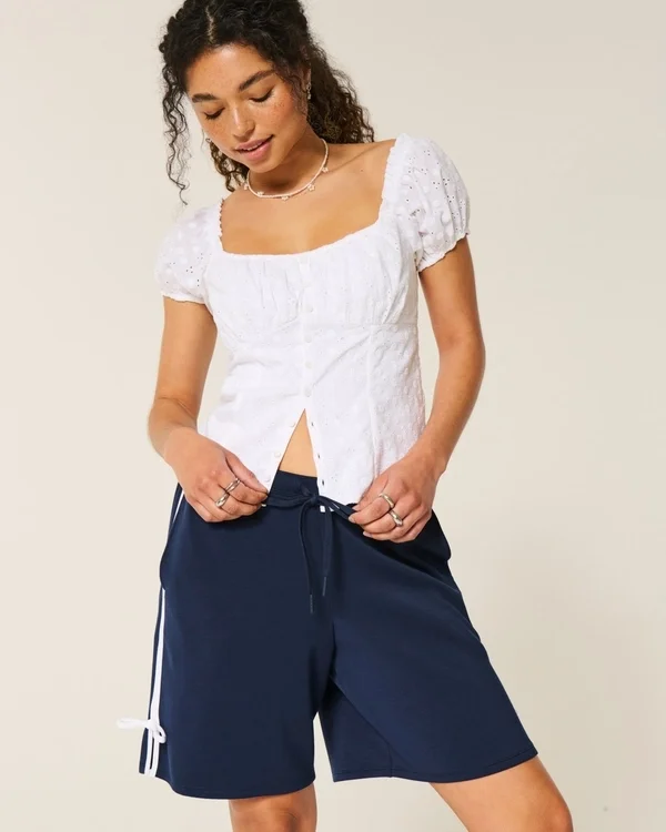 Gilly Hicks Active Cooldown Shorts mit seitlicher Schleife Gilly Hicks Active Cooldown Shorts mit seitlicher Schleife