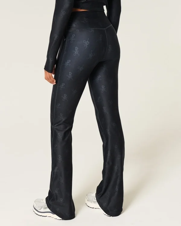 Gilly Hicks Active Recharge Wrap Boot Pants Gilly Hicks Active Recharge Wrap Boot Pants