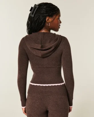 Gilly Hicks Sweatshirt mit Zip-Up-Kapuze und gewelltem Saum Gilly Hicks Sweatshirt mit Zip-Up-Kapuze und gewelltem Saum