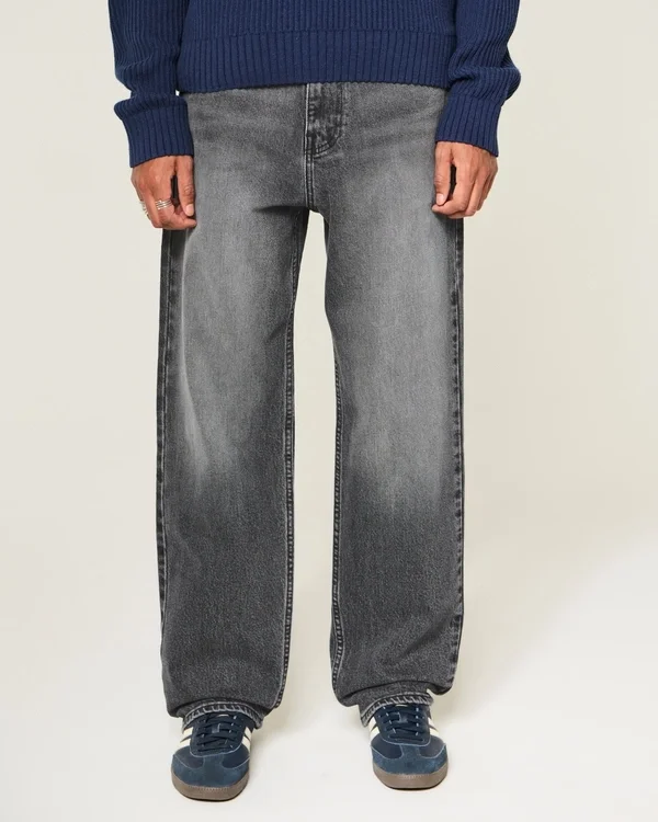 Graue Baggy-Jeans mit Herz-Grafik Graue Baggy-Jeans mit Herz-Grafik