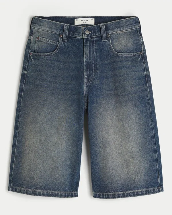 Halbhose aus mittelblauem Denim Halbhose aus mittelblauem Denim
