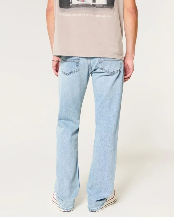 Hellblaue Bootcut-Jeans Hellblaue Bootcut-Jeans