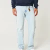 Hellblaue Straight-Jeans