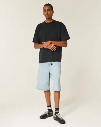 Hellblaue, verzierte Super-Baggy-Jeansshorts