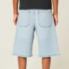 Hellblaue, verzierte Super-Baggy-Jeansshorts Hellblaue, verzierte Super-Baggy-Jeansshorts