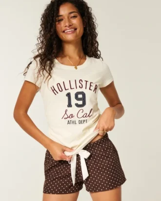 Holiday Vault Release Satin-Krawatte Flanell-Mini-Shorts Holiday Vault Release Satin-Krawatte Flanell-Mini-Shorts