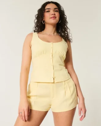 Hollister Livvy Shorts aus Leinenmischung mit niedriger Leibhöhe Hollister Livvy Shorts aus Leinenmischung mit niedriger Leibhöhe