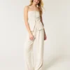 Hollister Livvy Ultra High-Rise Wide-Leg Pants Hollister Livvy Ultra High-Rise Wide-Leg Pants