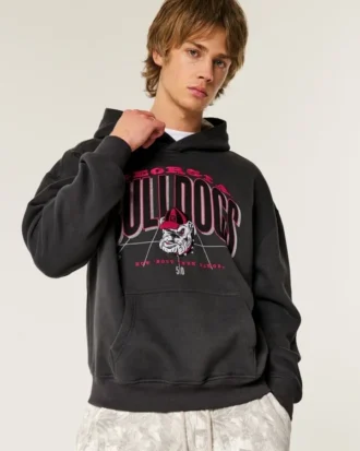 Kastenförmiger Hoodie mit Grafik der University of Georgia Bulldogs