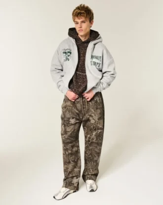 Kastenförmiger Hoodie mit Reißverschluss und Grafik der Michigan State University Spartans Kastenförmiger Hoodie mit Reißverschluss und Grafik der Michigan State University Spartans