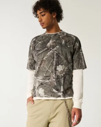 Kastenförmiges, schweres Crop-T-Shirt mit Camouflage-Print