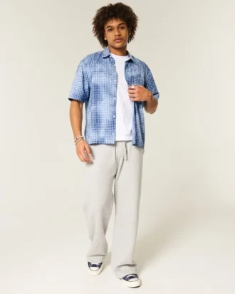 Kastig geschnittenes Kurzarm-Hemd mit Taschen