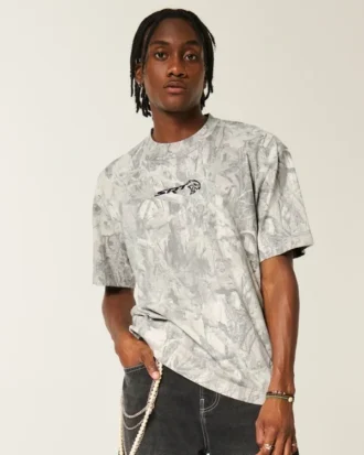 Kastig geschnittenes, schweres Camo Dodge Challenger SRT Grafik-T-Shirt